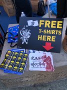 杏耀总代账号注册为《炉石战记》选手聪哥事情抗议玩家在 BlizzCon 会场汇集 高举支援 T 恤和标语
